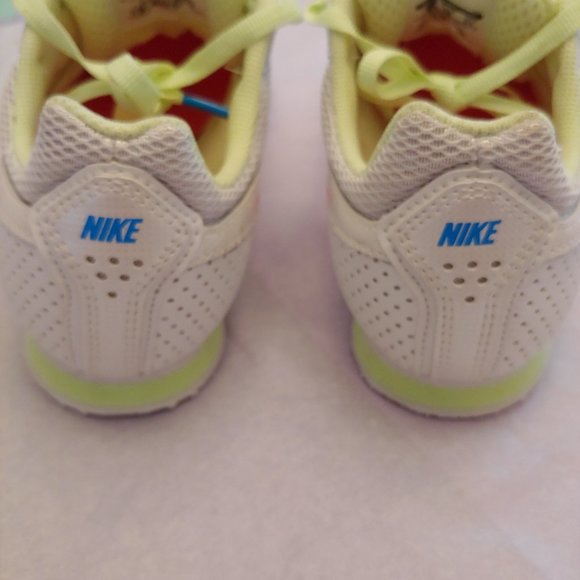 Nike Cheer Unite White-Matte Silver Shoe - Picture 5 of 10